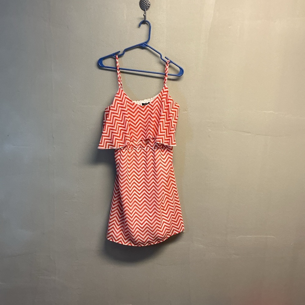 Indulge Red and White Chevron Top size XL 0108